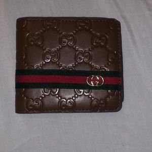 Gucci mens wallet/ cardholder